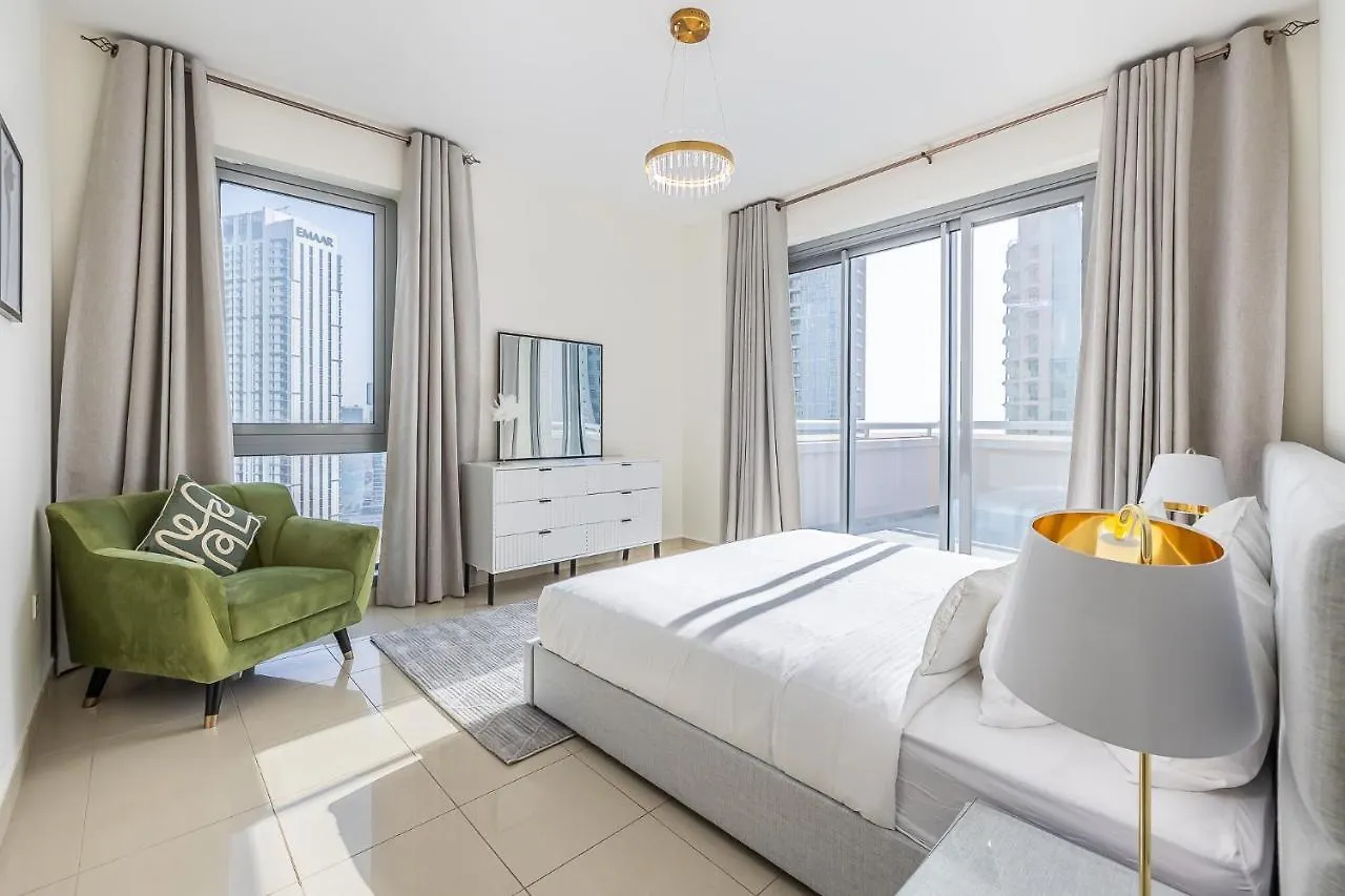 Cozy 3Bdr Apartment In Downtown I Standpoint Tower ドバイ アラブ首長国連邦